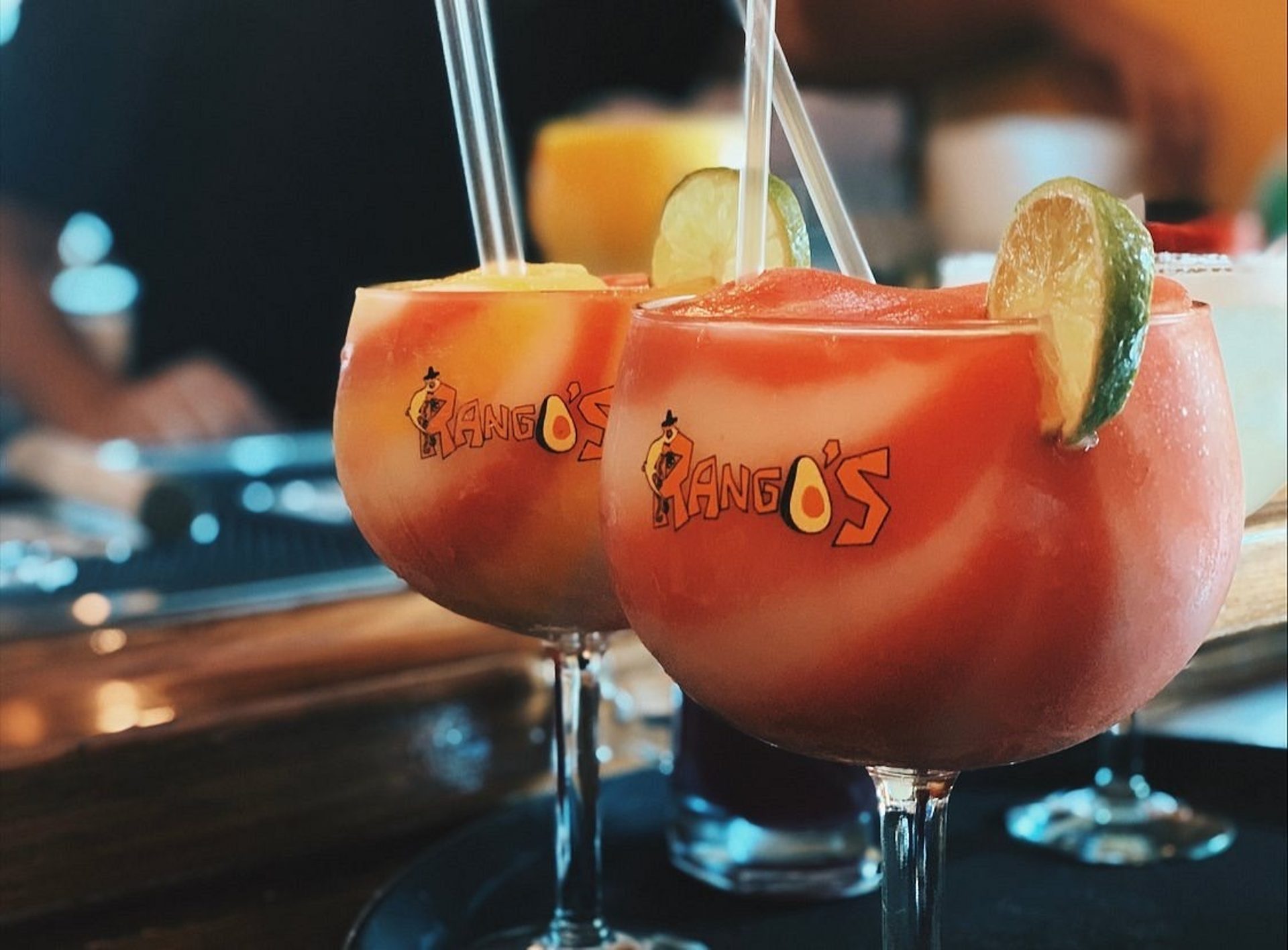 Happy hour, Mon–Fri 3–7 PM